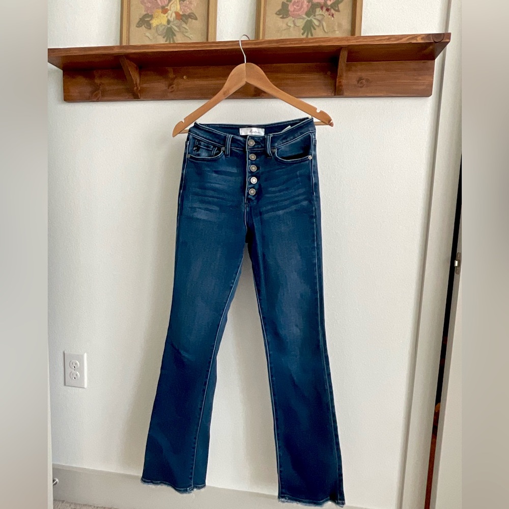 Button up jeans.